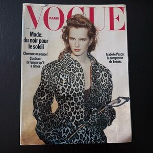 Magazine Vogue Paris 695 April 1989 Mondino Macpherson Roversi Metzner